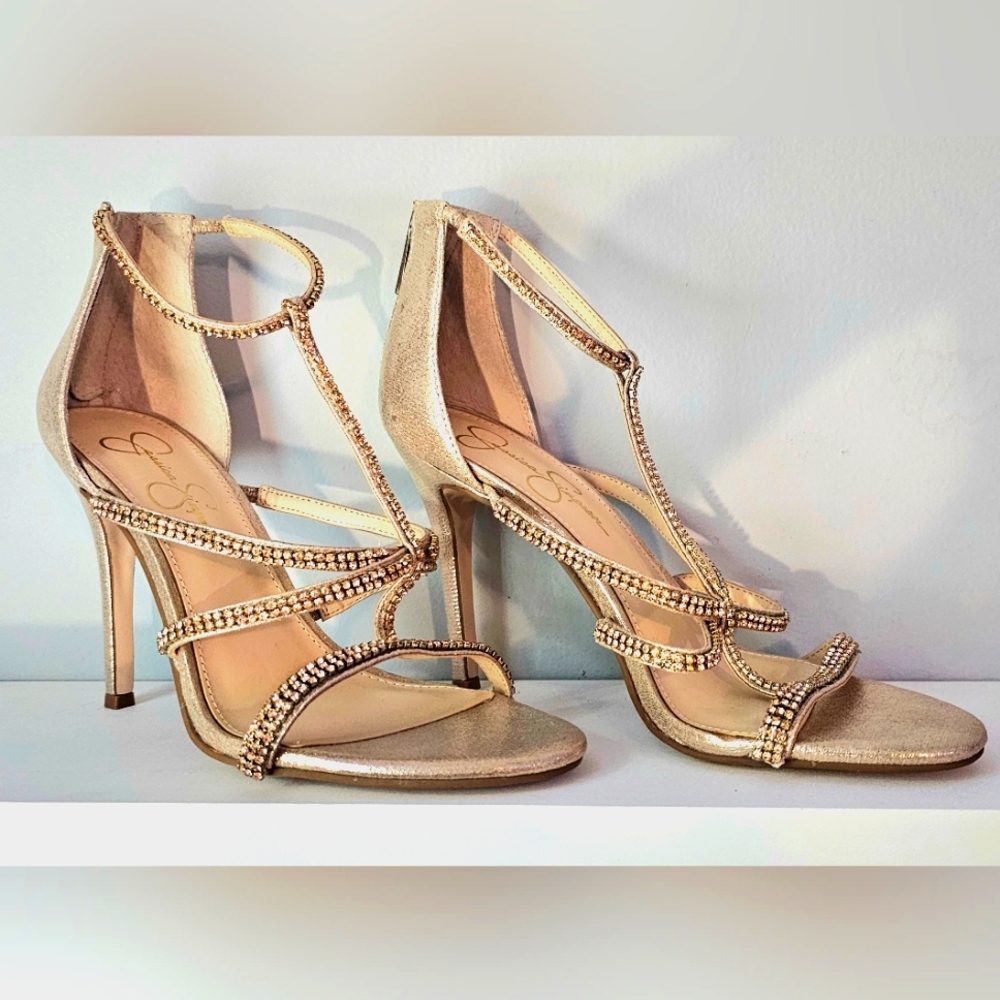 Jessica Simpson- Rose Gold Heels!!